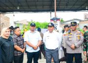 Tinjau Sejumlah TPS, Lom Lom Suwondo Pastikan Pilkades Berjalan Aman dan Lancar