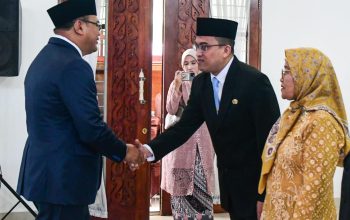 Bupati Lantik Dua Kepala Dinas Definitif Bersama 18 Pejabat Lainnya