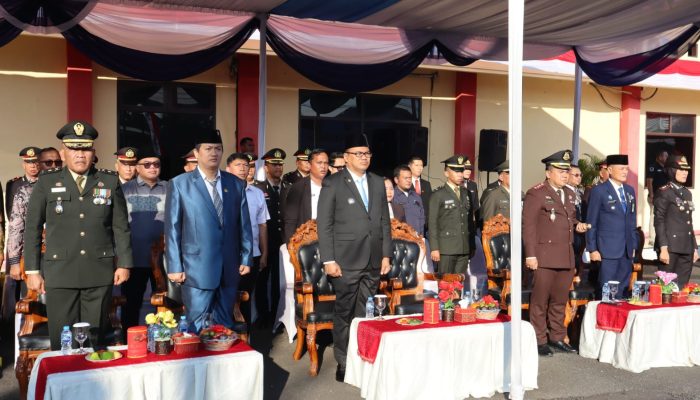 untuk Masyarakat”, kegiatan berlangsung dengan khidmat, tertib, dan penuh semangat pengabdian.